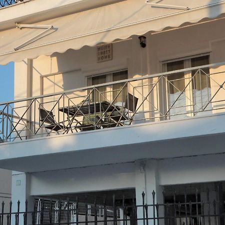 Apartment Chrisandro Nea Kallikrateia Екстериор снимка