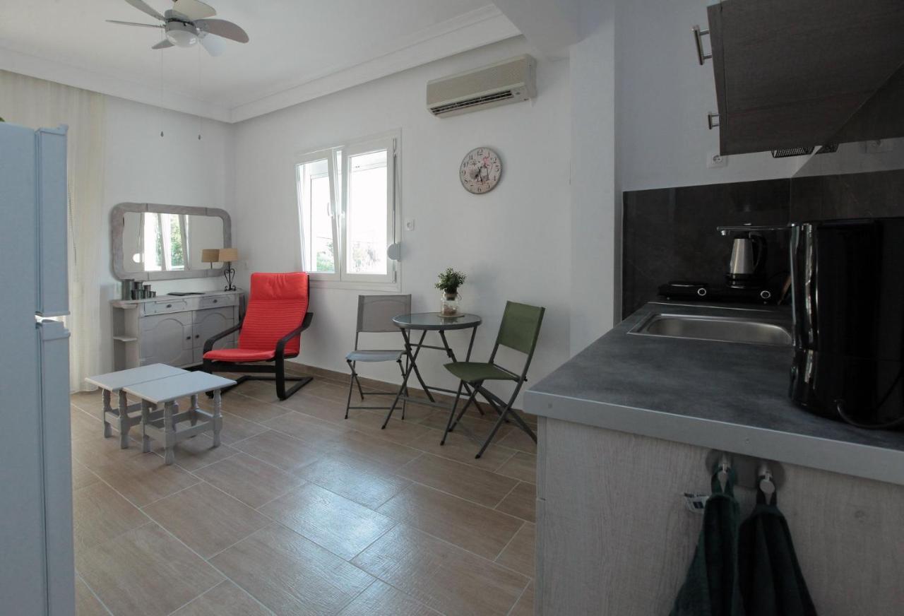 Apartment Chrisandro Nea Kallikrateia Екстериор снимка