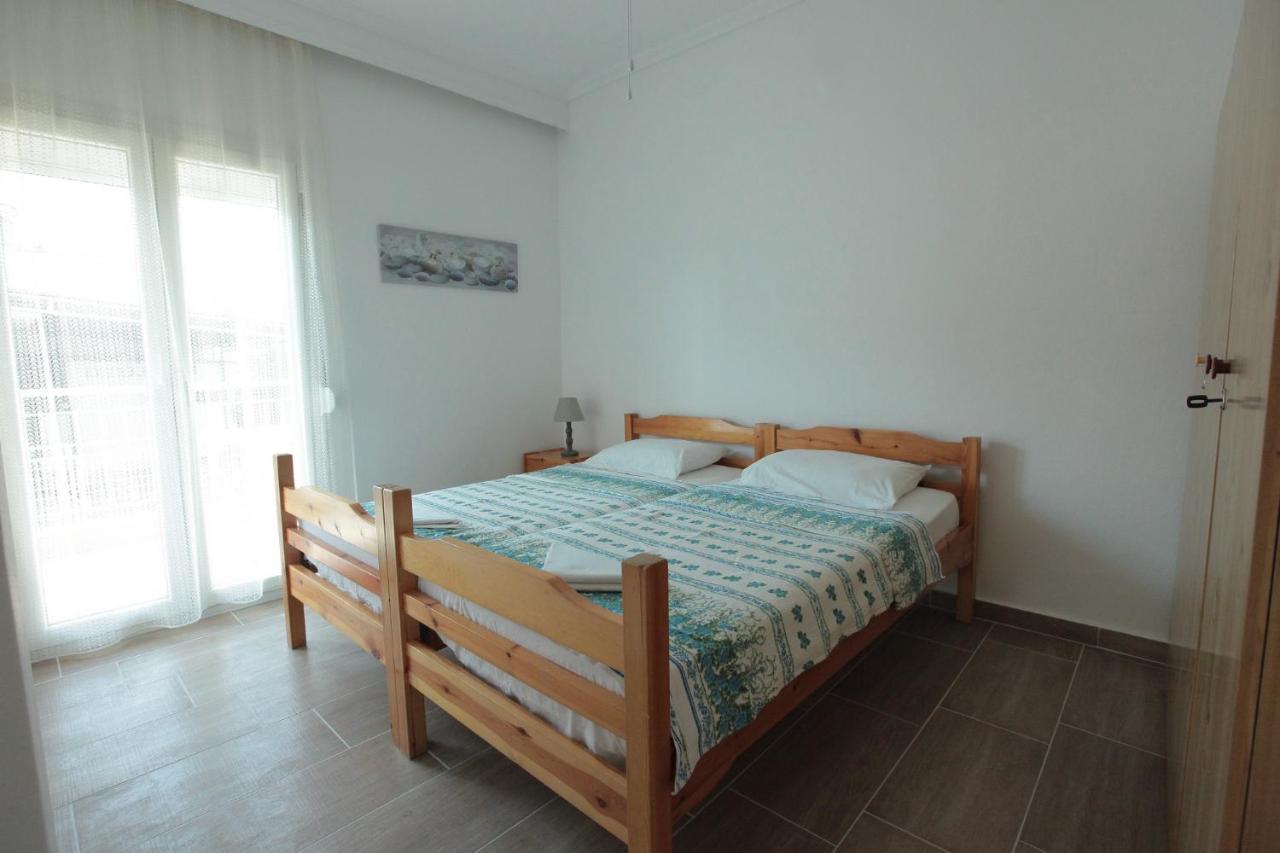 Apartment Chrisandro Nea Kallikrateia Екстериор снимка